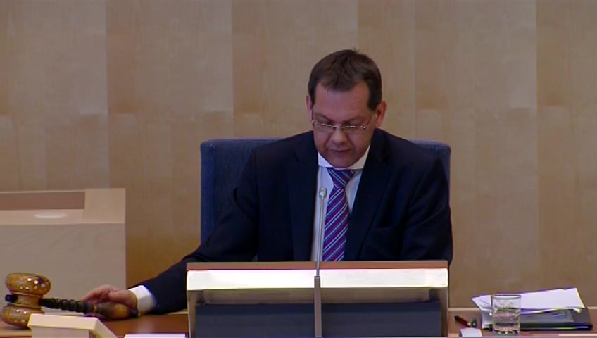 Stillbild från debatten i kammaren