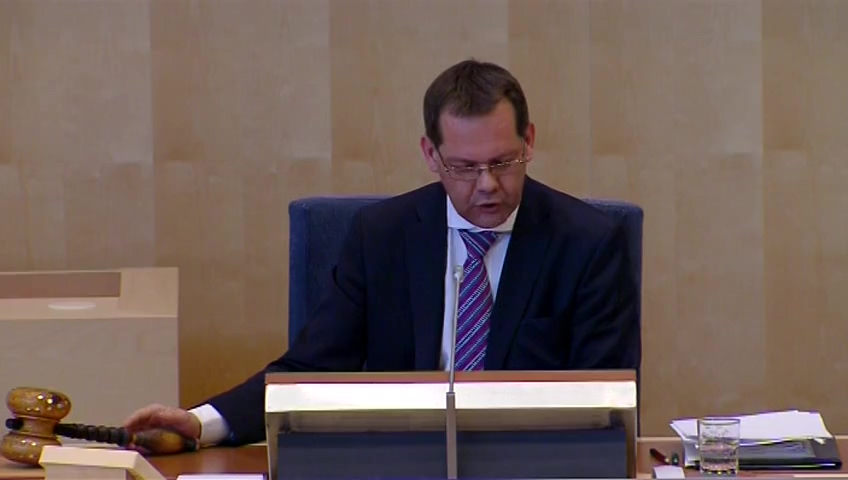 Stillbild från debatten i kammaren