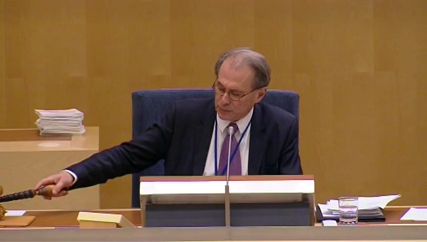 Stillbild från debatten i kammaren