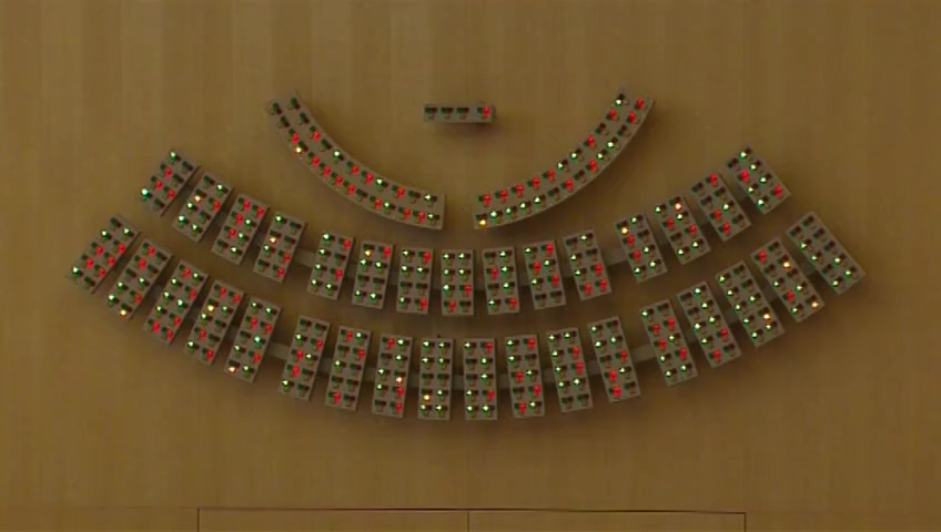 Stillbild från debatten i kammaren