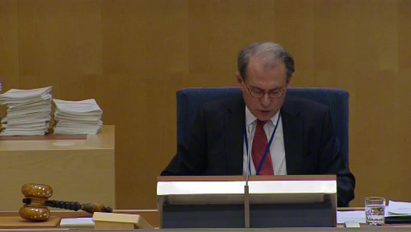 Stillbild från debatten i kammaren