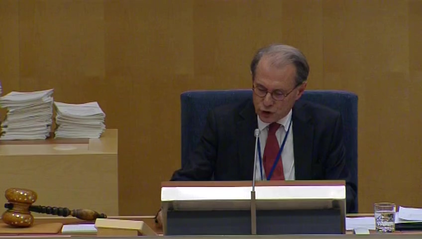 Stillbild från debatten i kammaren