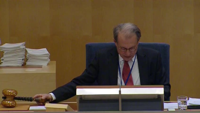 Stillbild från debatten i kammaren