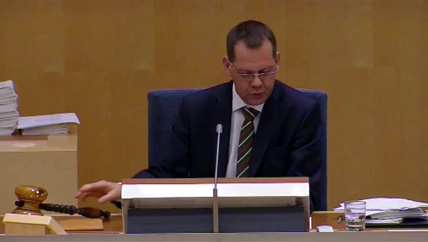 Stillbild från debatten i kammaren