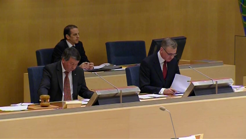 Stillbild från debatten i kammaren