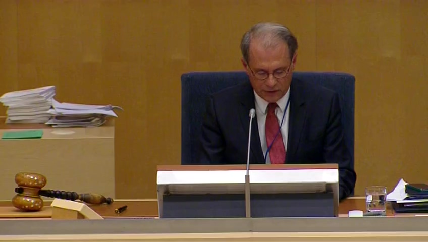 Stillbild från debatten i kammaren