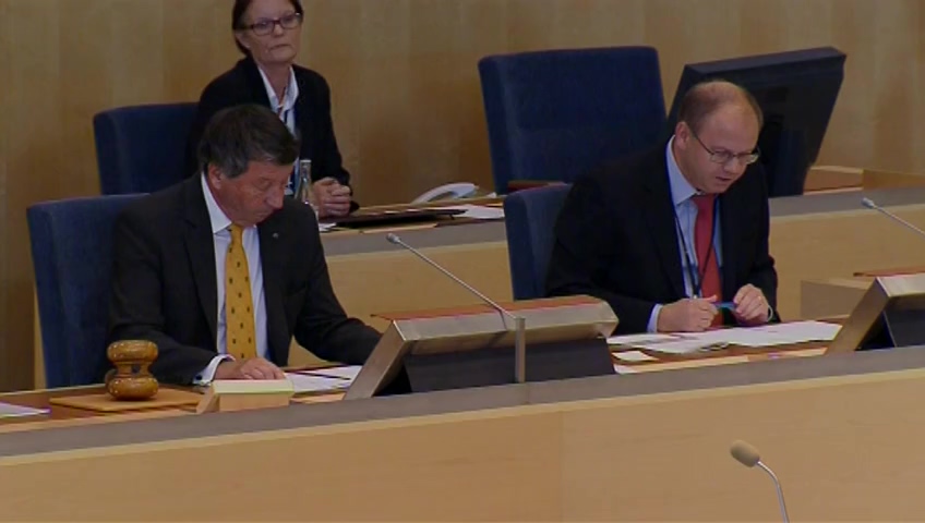 Stillbild från debatten i kammaren
