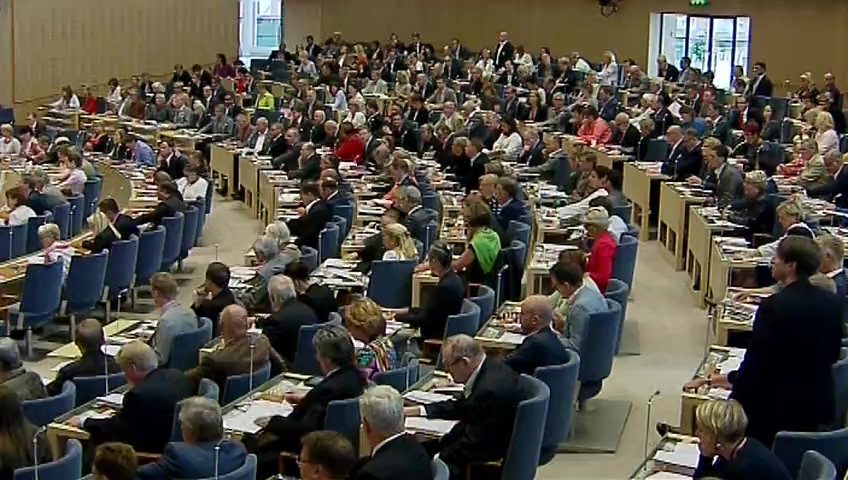 Stillbild från debatten i kammaren