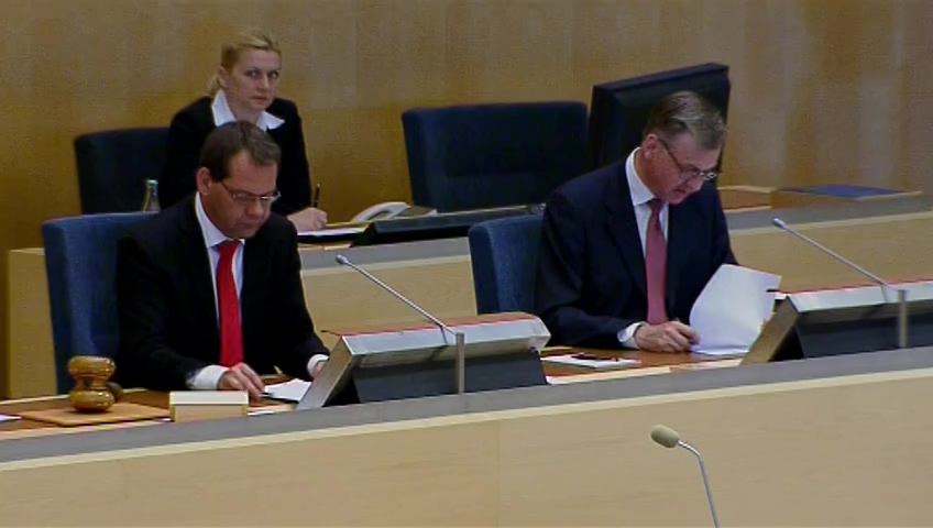 Stillbild från debatten i kammaren