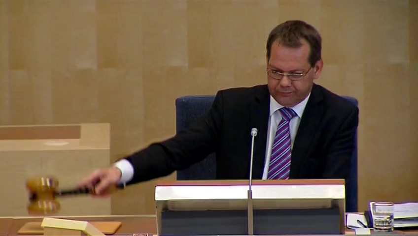 Stillbild från debatten i kammaren