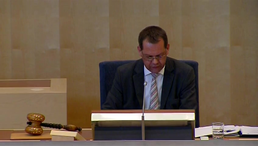 Stillbild från debatten i kammaren