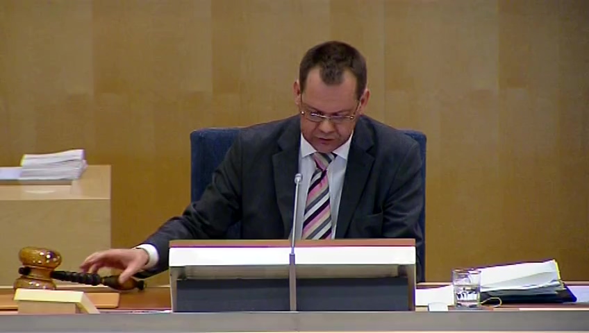Stillbild från debatten i kammaren