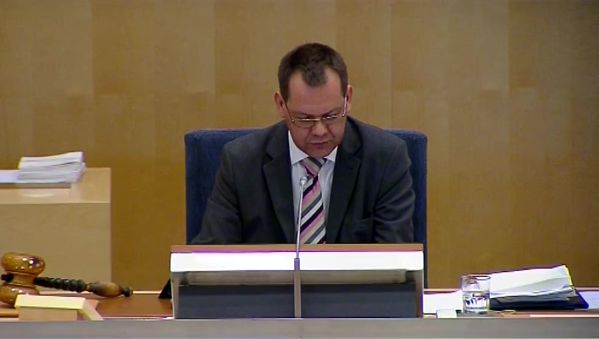 Stillbild från debatten i kammaren