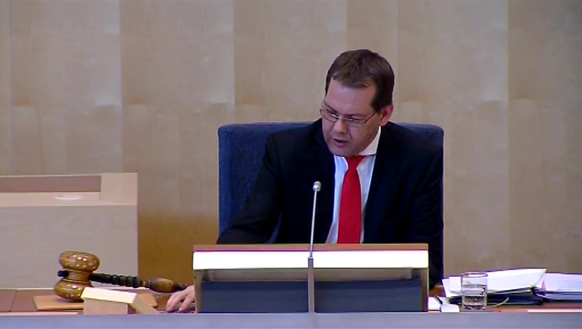 Stillbild från debatten i kammaren