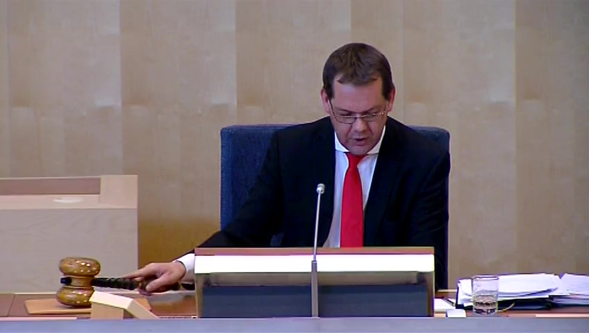 Stillbild från debatten i kammaren