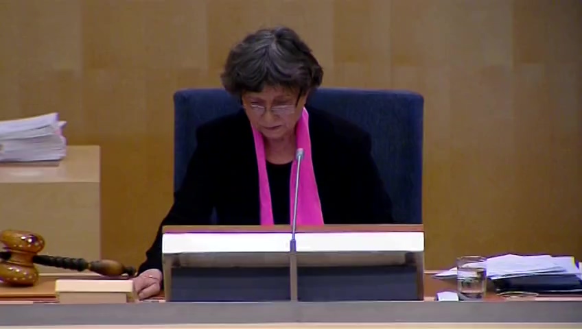 Stillbild från debatten i kammaren