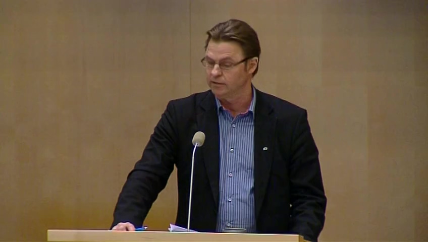 Stillbild från debatten i kammaren