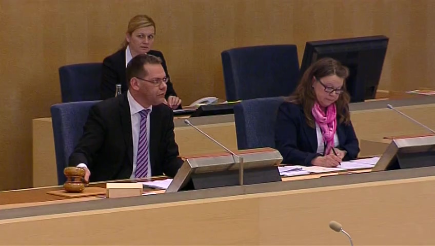 Stillbild från debatten i kammaren