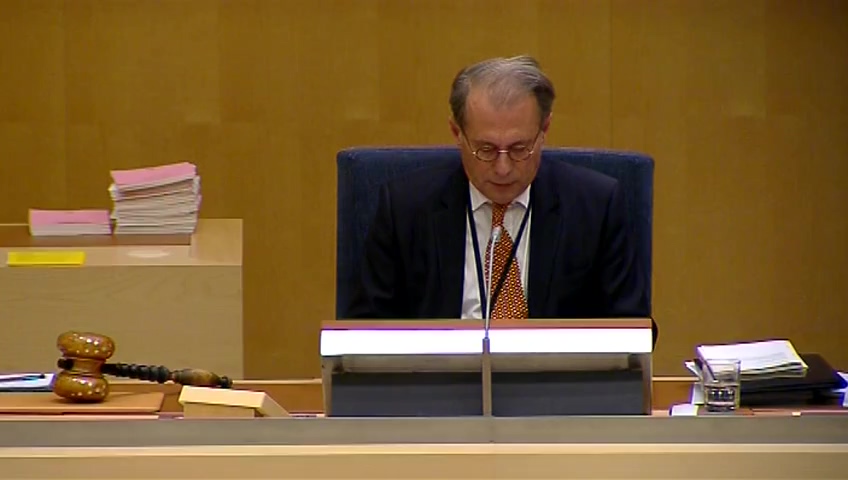 Stillbild från debatten i kammaren