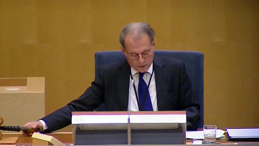 Stillbild från debatten i kammaren