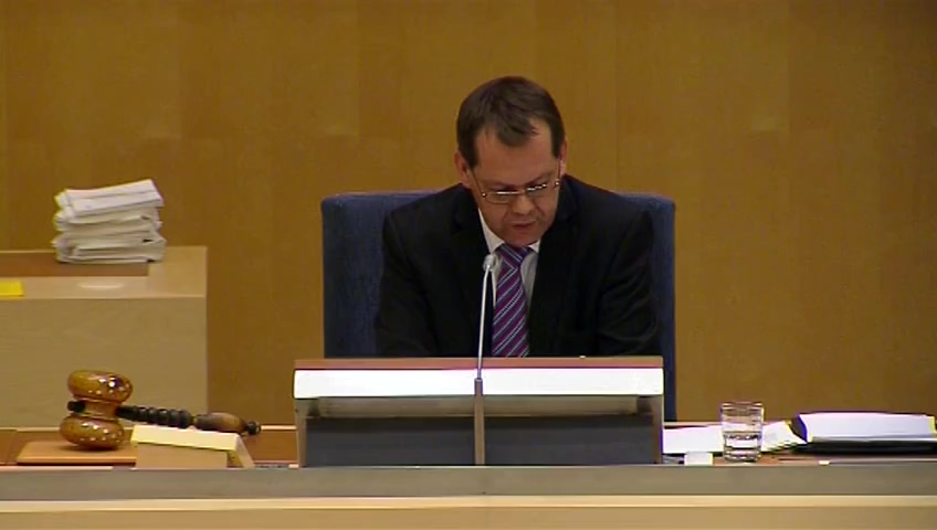 Stillbild från debatten i kammaren