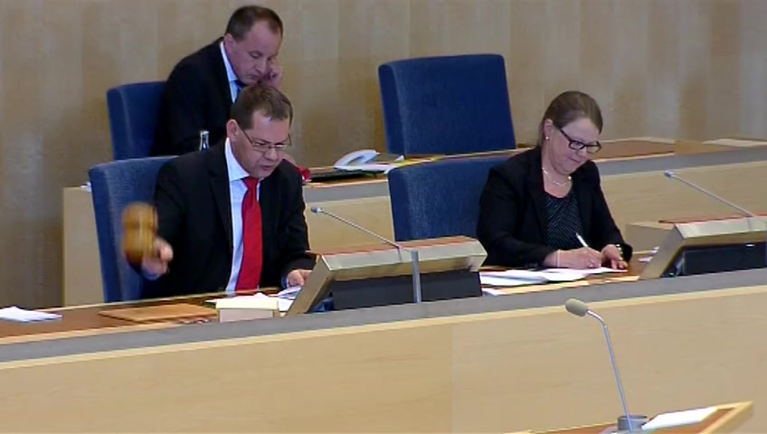 Stillbild från debatten i kammaren