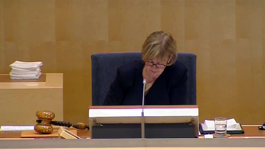 Stillbild från debatten i kammaren