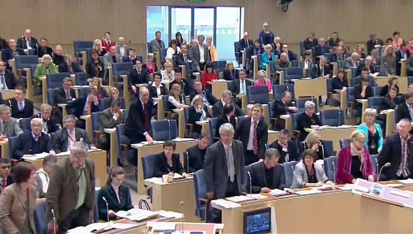 Stillbild från debatten i kammaren