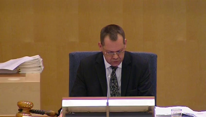 Stillbild från debatten i kammaren