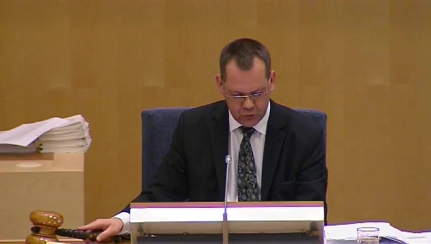 Stillbild från debatten i kammaren