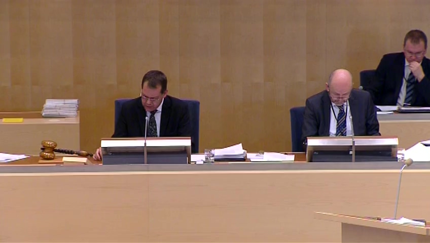 Stillbild från debatten i kammaren