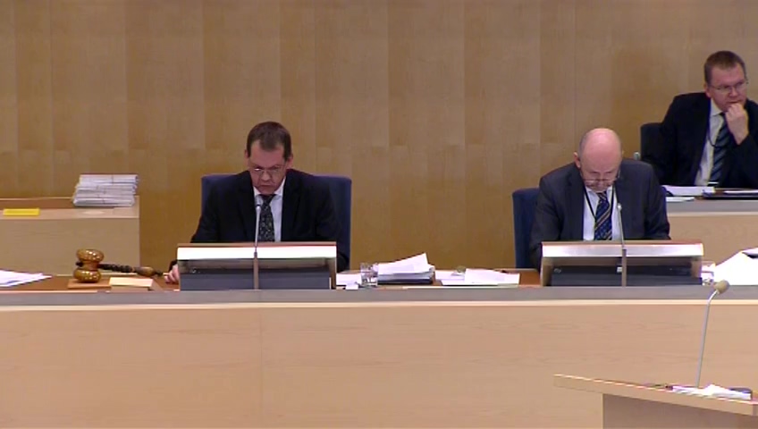 Stillbild från debatten i kammaren