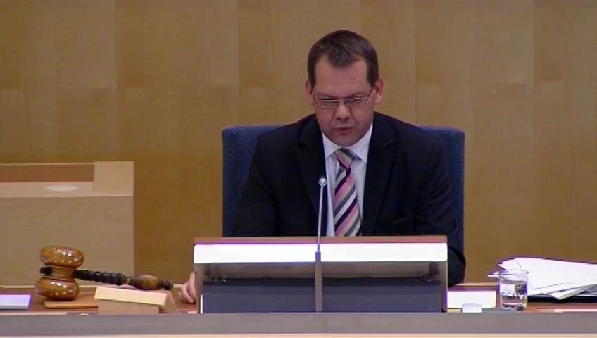 Stillbild från debatten i kammaren