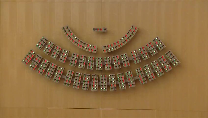 Stillbild från debatten i kammaren
