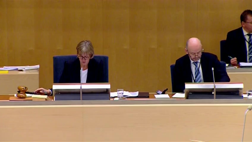 Stillbild från debatten i kammaren