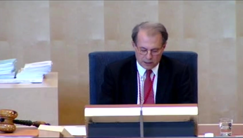 Stillbild från debatten i kammaren