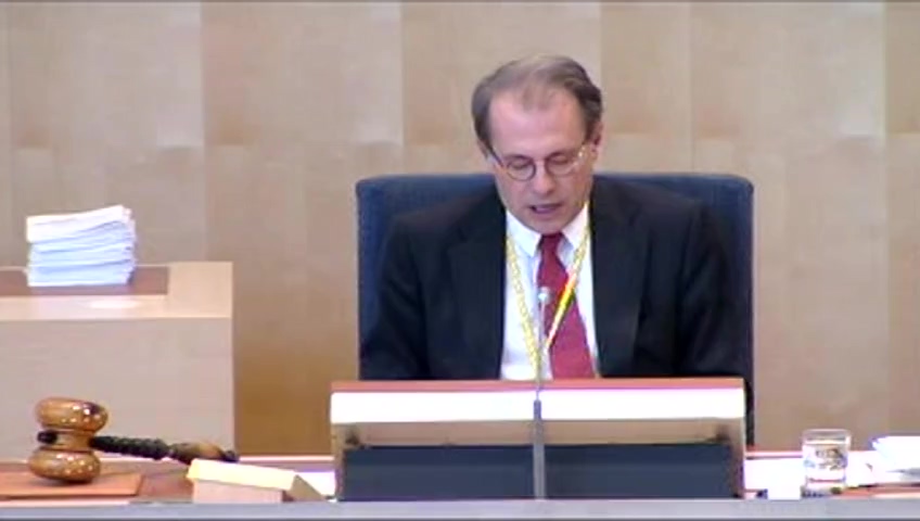 Stillbild från debatten i kammaren