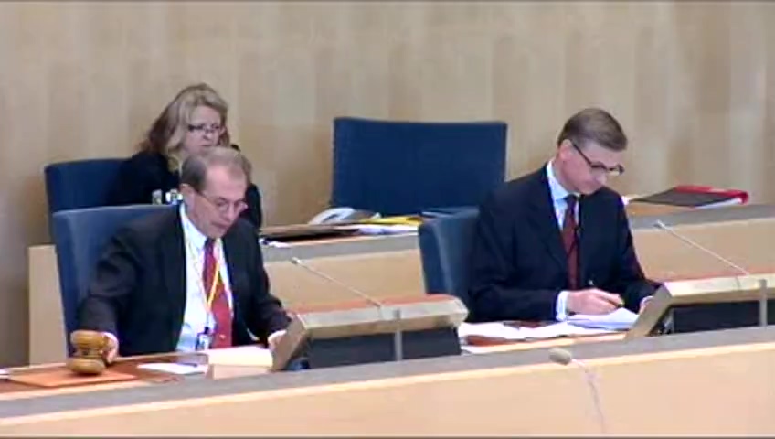 Stillbild från debatten i kammaren