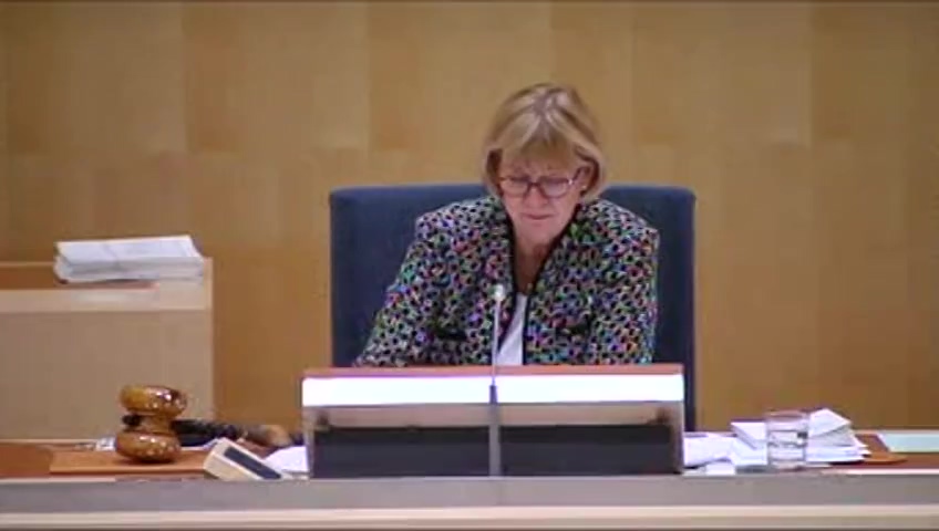 Stillbild från debatten i kammaren