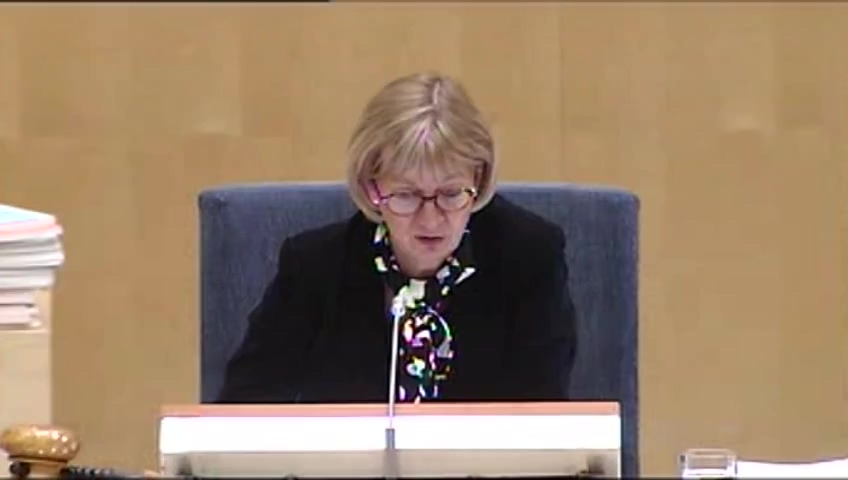 Stillbild från debatten i kammaren