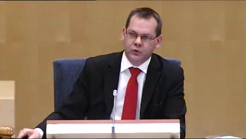 Stillbild från debatten i kammaren
