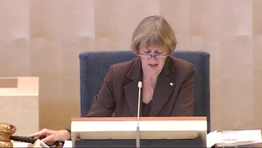 Stillbild från debatten i kammaren