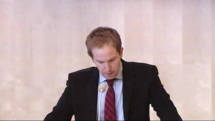 Stillbild från debatten i kammaren