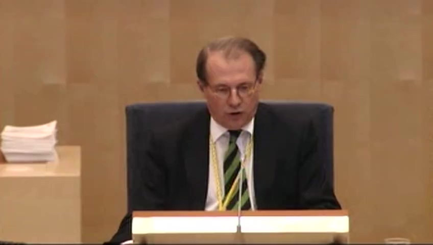 Stillbild från debatten i kammaren