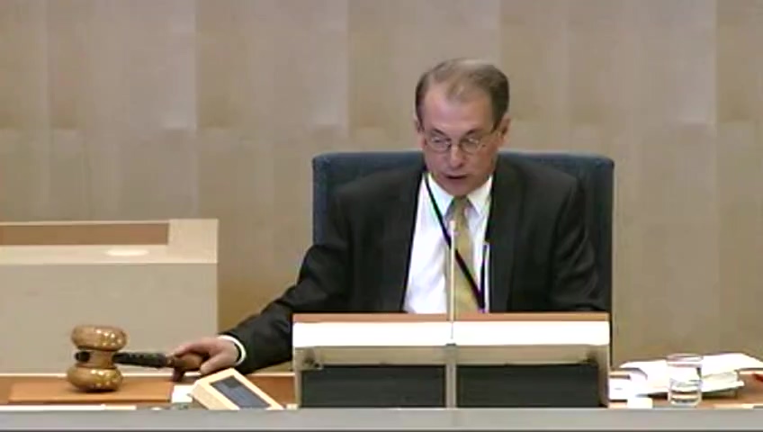 Stillbild från debatten i kammaren