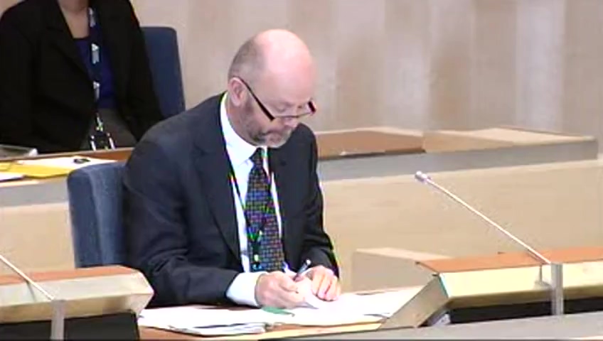 Stillbild från debatten i kammaren