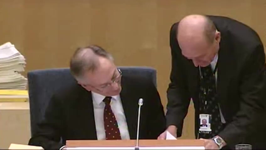 Stillbild från debatten i kammaren