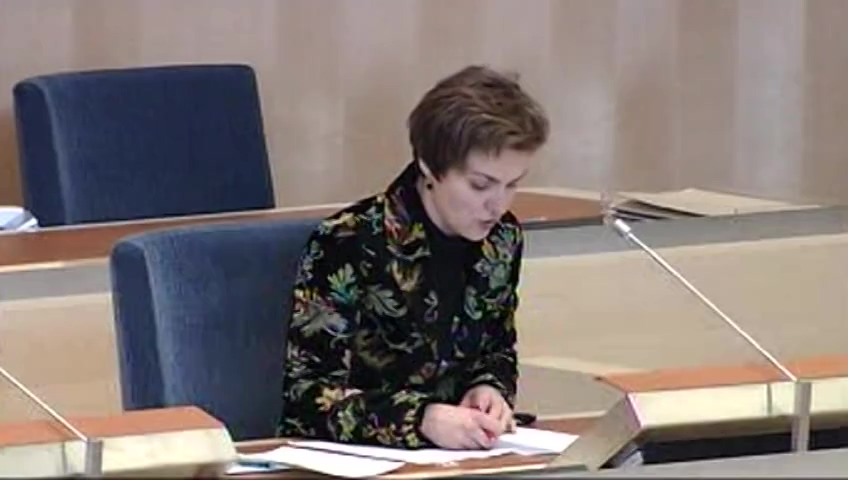 Stillbild från debatten i kammaren