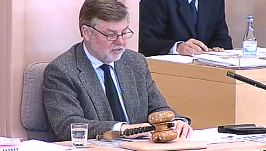 Stillbild från debatten i kammaren