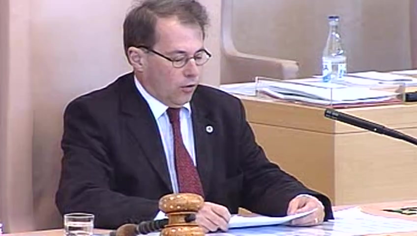 Stillbild från debatten i kammaren